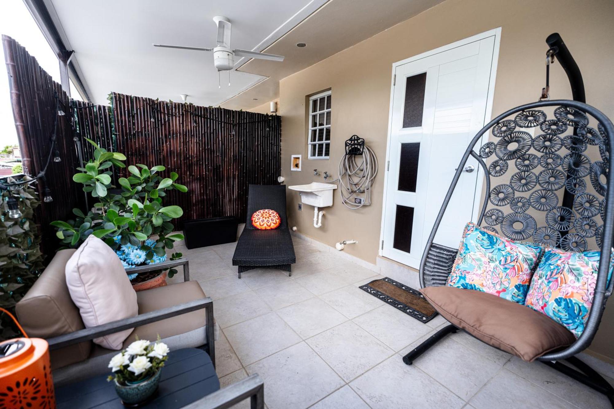 Private Jacuzzi Oasis With Mountain Views And Free Parking Leilighet Ponce Eksteriør bilde