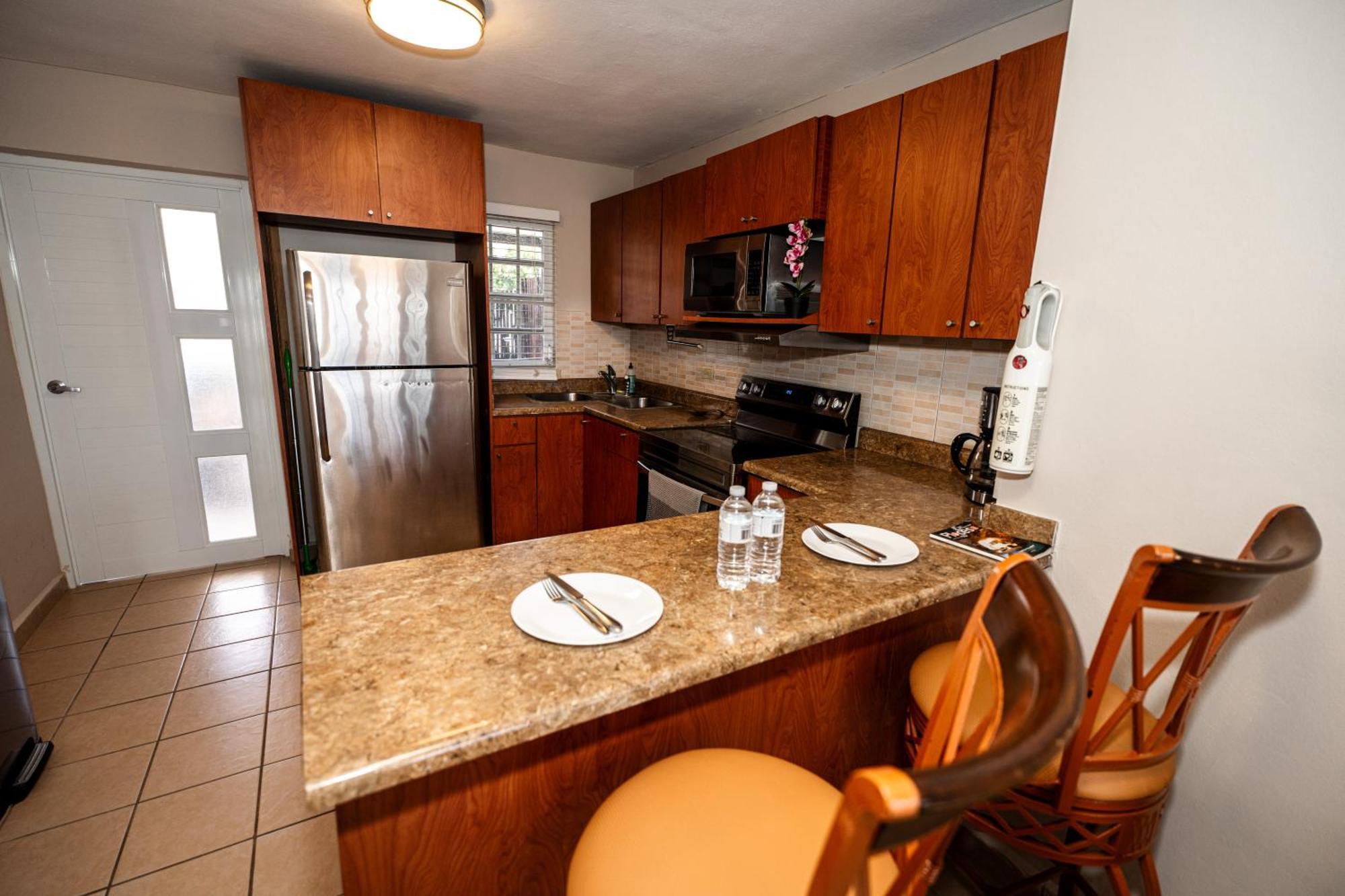 Private Jacuzzi Oasis With Mountain Views And Free Parking Leilighet Ponce Eksteriør bilde